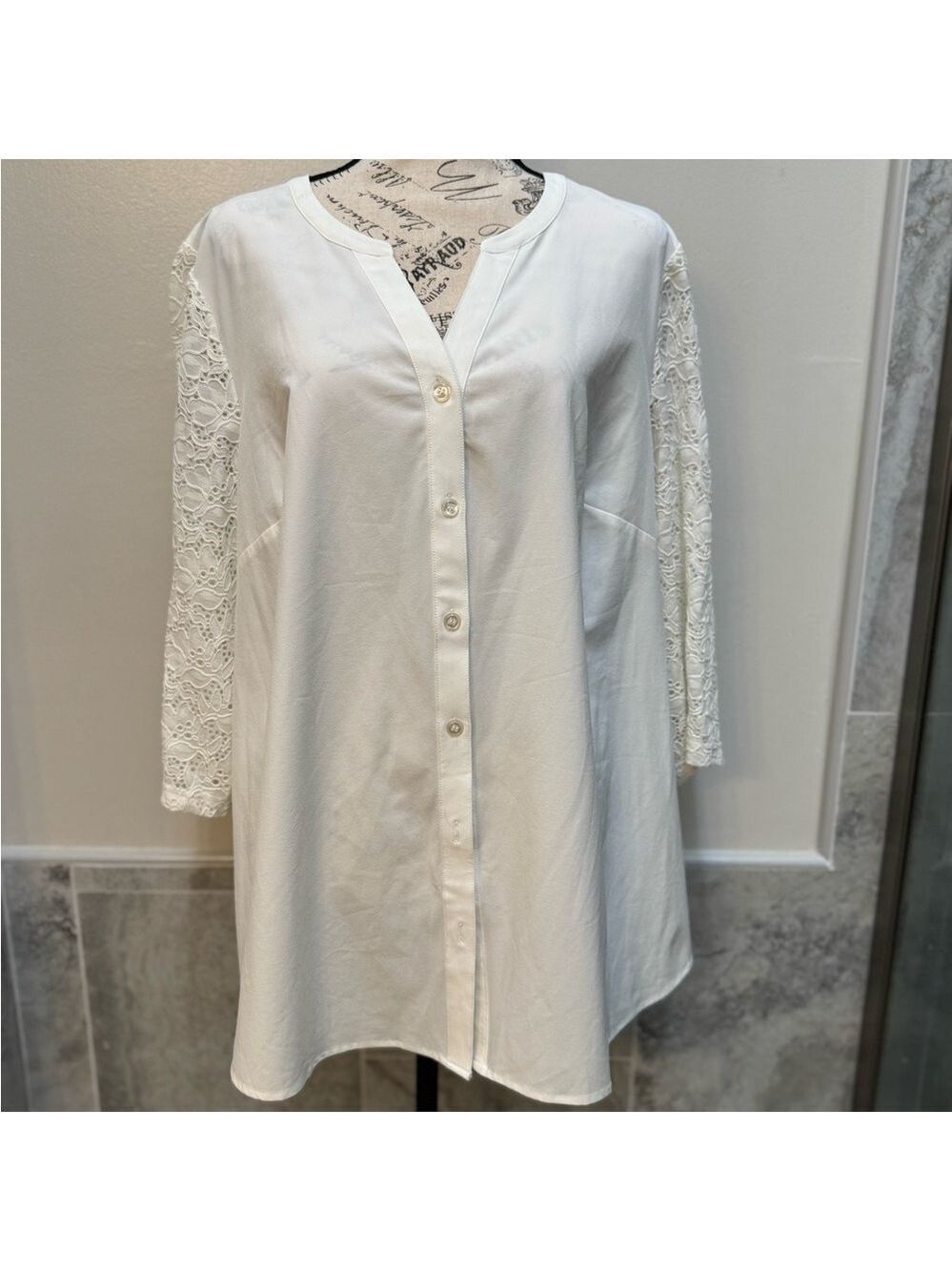 NWT White Button-Up Tunic with Lace Sleeves